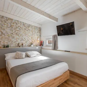 Loft 35 - Private Parking Casa vacanze Quartu SantʼElena